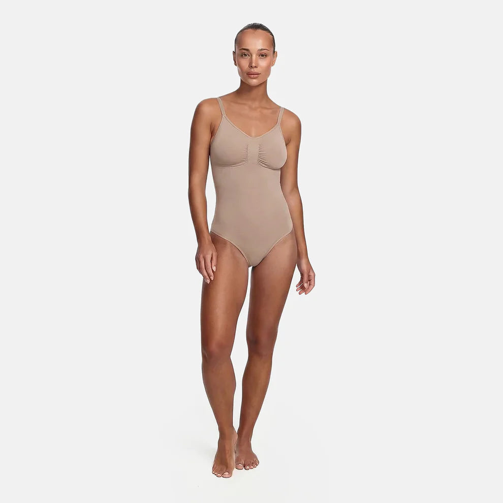 Formgebender Body mit Slip